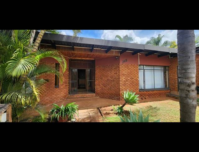 4 BEDROOM HOUSE FOR SALE IN DORANDIA